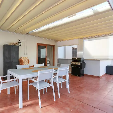 Casa Con Gran Terraza Y Vistas